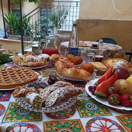 B&B Il Melograno Antico Con Terrazza E Giardino Agrigento Ngoại thất bức ảnh