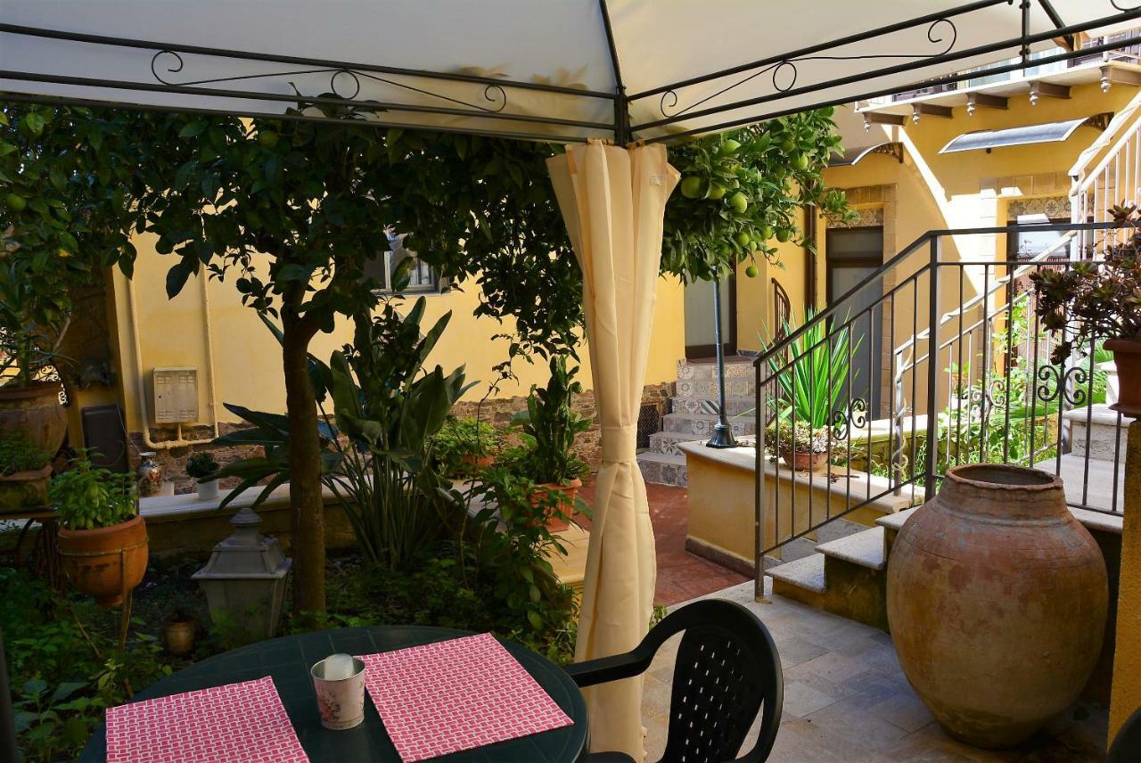B&B Il Melograno Antico Con Terrazza E Giardino Agrigento Ngoại thất bức ảnh